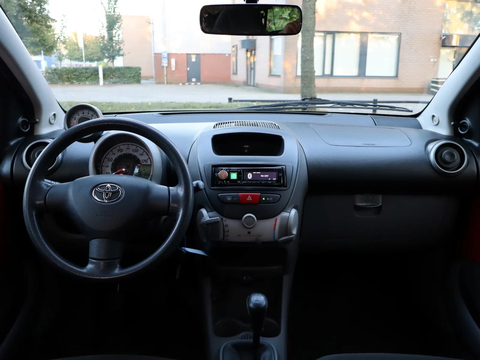 TOYOTA TOYOTA AYGO